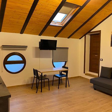 21House - Appartamento 2 بوستو أرسيزيو المظهر الخارجي الصورة